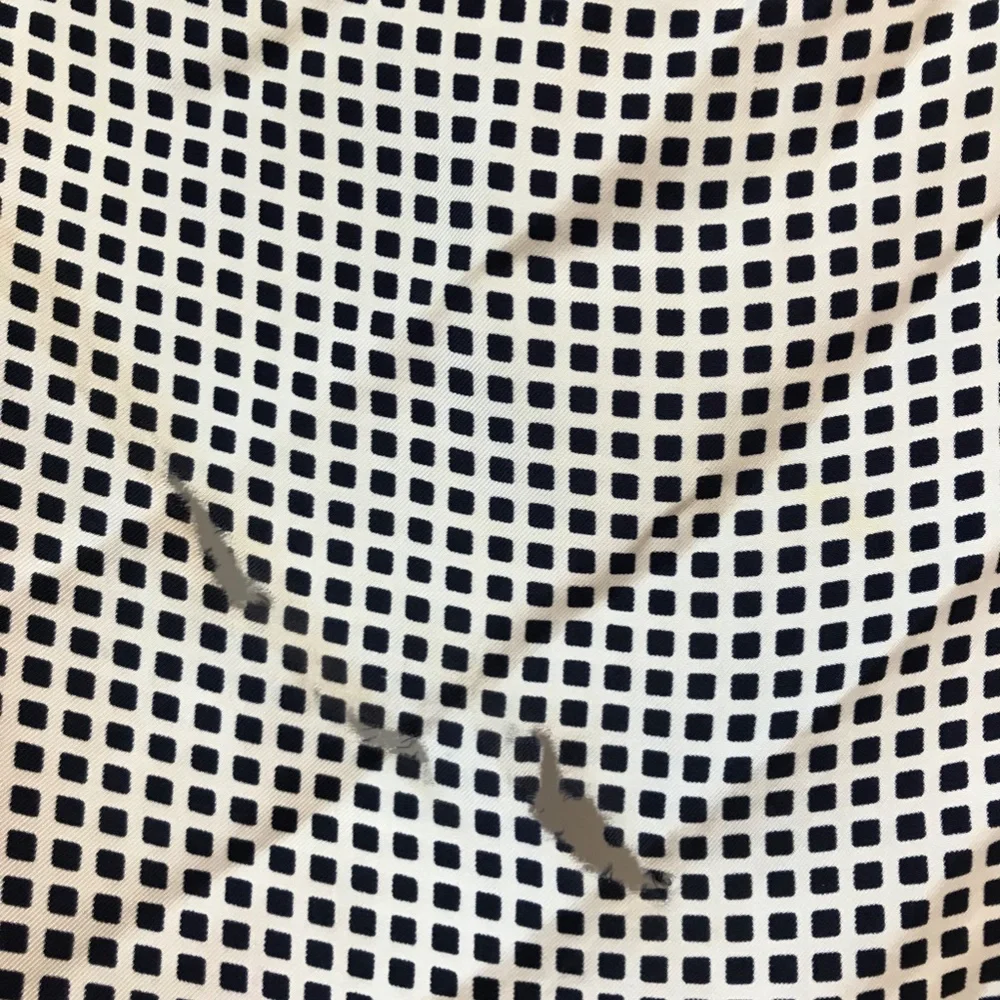 YSL Yves Saint Laurent Scarf, Silk 100%, Orange Geometrical pattern 30x30 - Picture 2 of 5